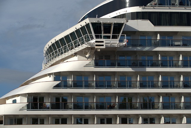 Zoomed in cruise ship balcony