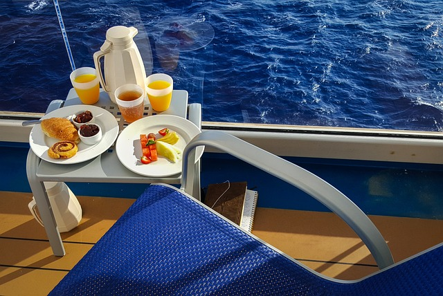 Food and drinks on the ship balcony