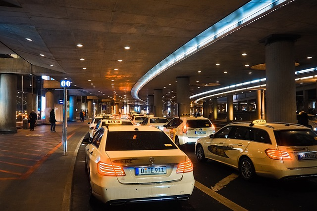 Taxis and shuttle services in the airport
