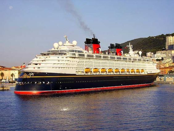 disney dream cruise ship docked