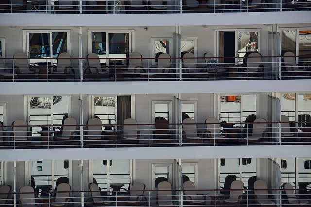 zoomed in balconies of a cruise ship room